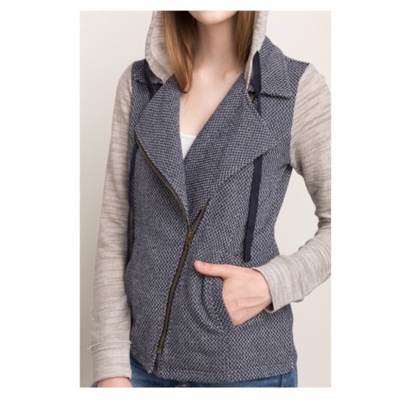 Terry hoodie. - Picture 4 of 4